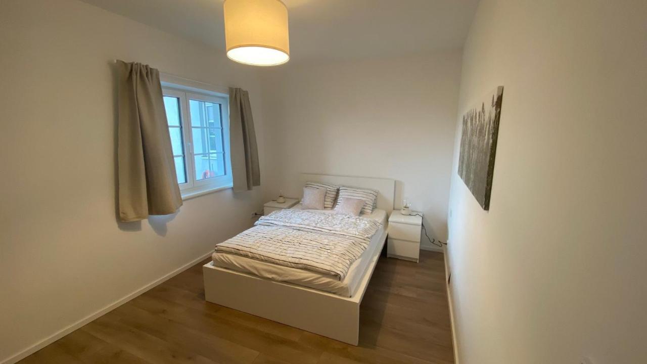 Ferienwohnung Mit Garten Straßwalchen Exterior foto